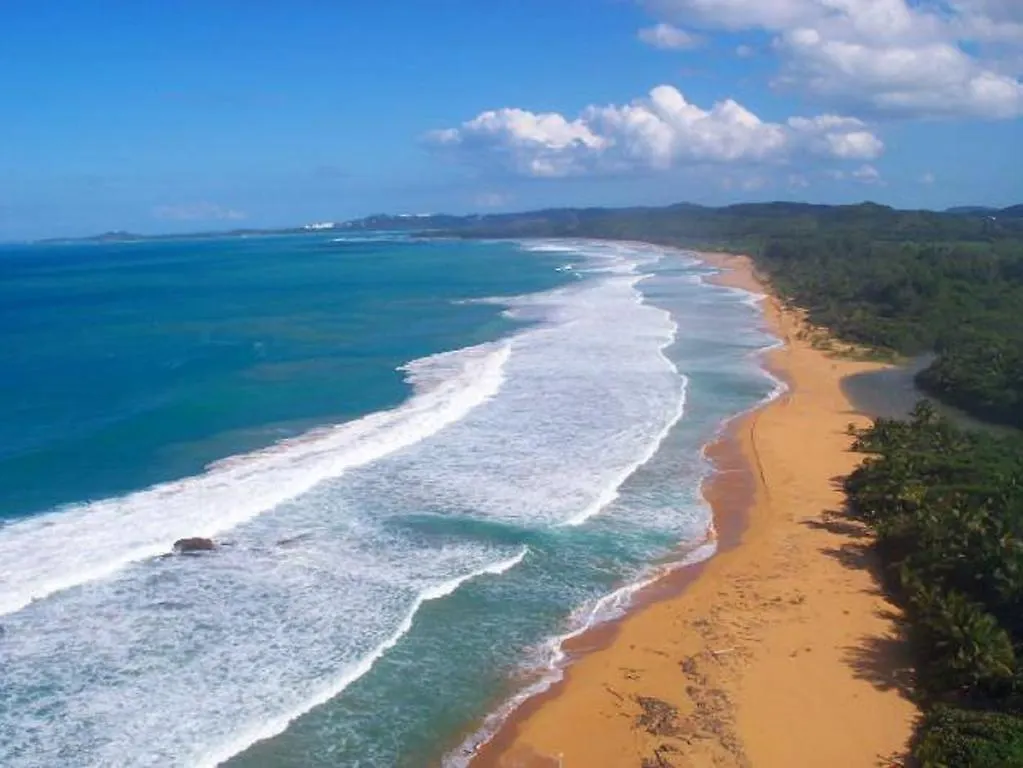 Luquillo Sunrise Beach Inn Hotel